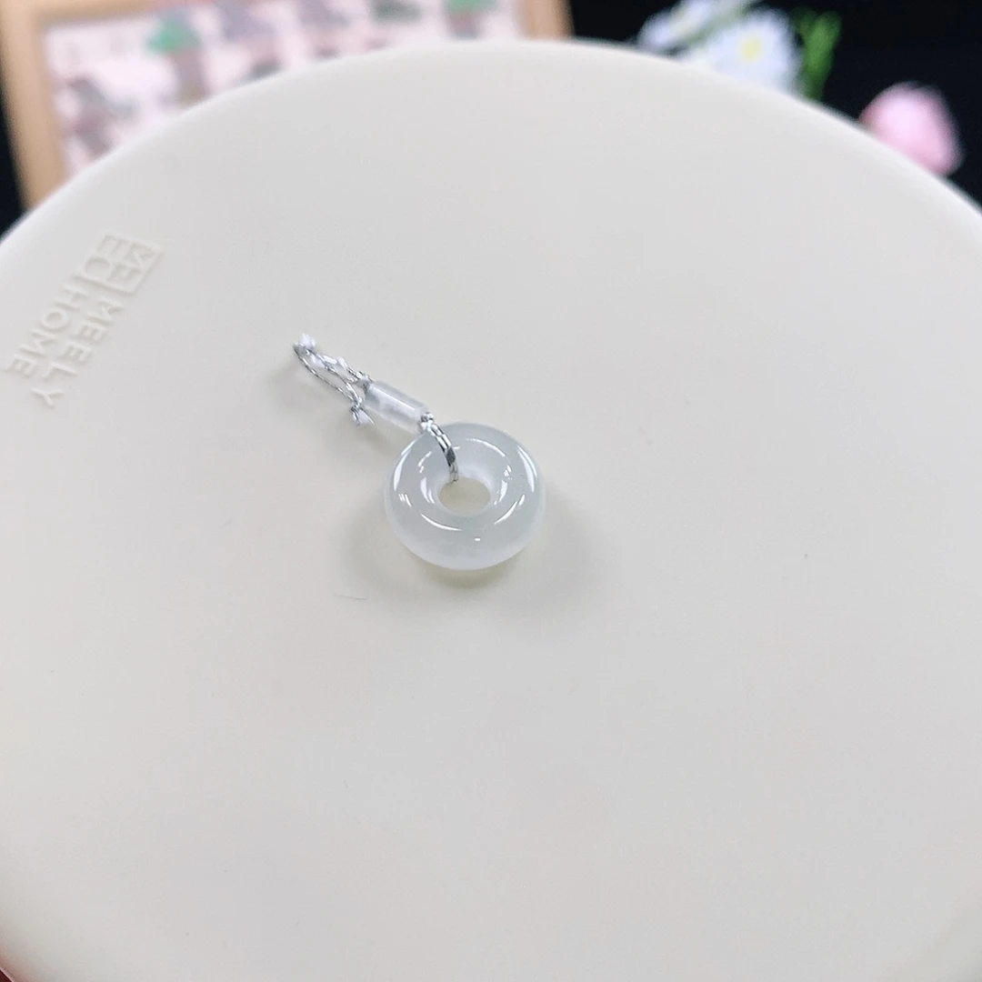 翡翠未镶嵌手链甜甜圈