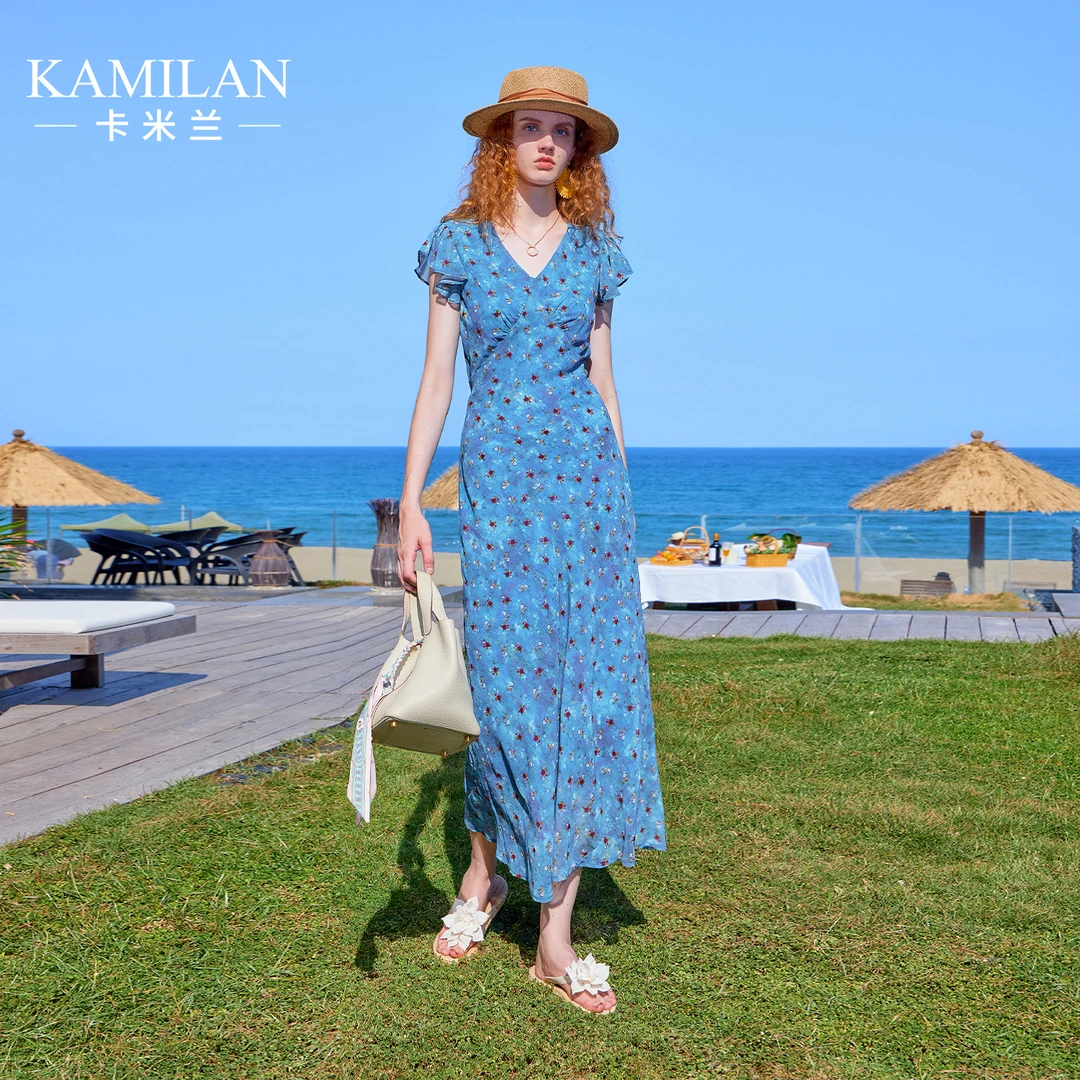 卡米兰法式漂亮碎花连衣裙女夏2025新款海边度假气质印花收腰裙子