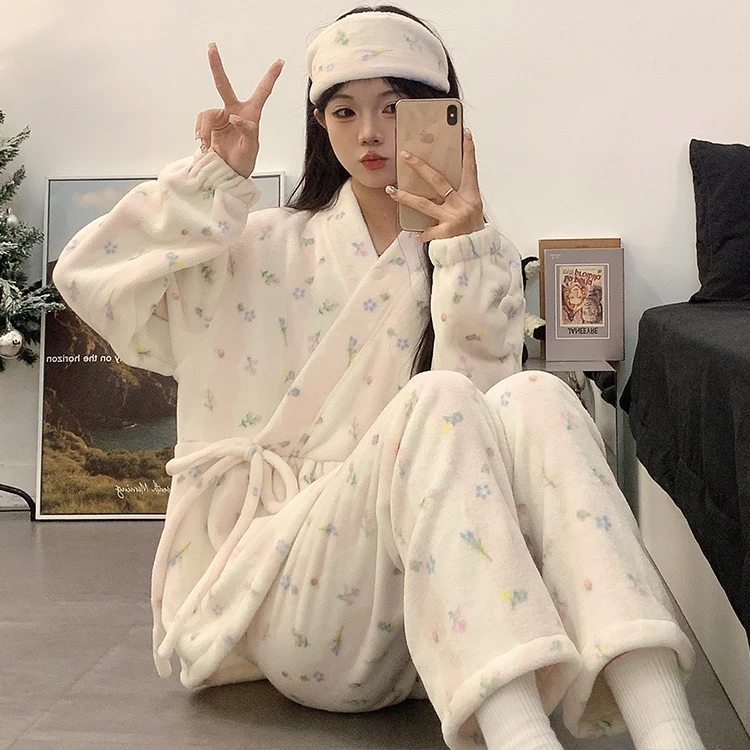 法兰绒月子服秋冬季加厚保暖产后哺乳孕妇睡衣产妇大码家居服套装