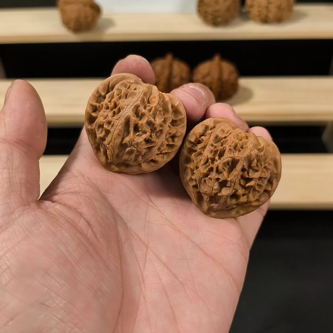 文玩核桃吊坠41宫灯