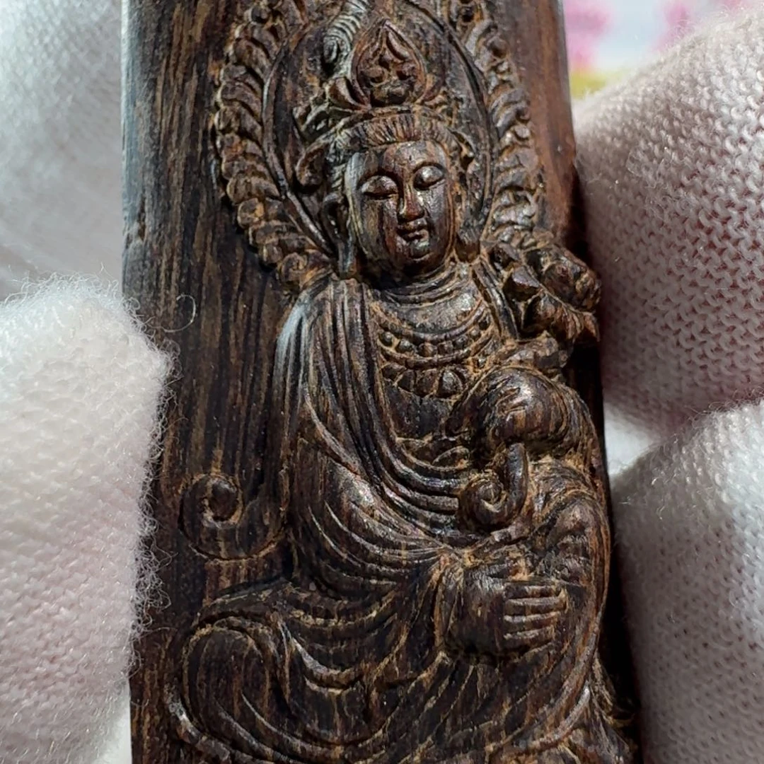 沉香碎屑沉香金三角沉水大势至菩萨6.9克