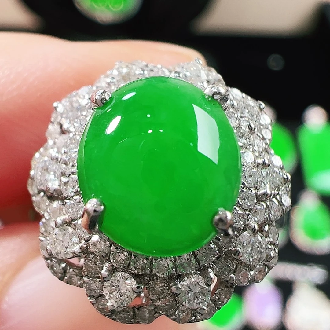 翡翠18K金镶嵌戒指