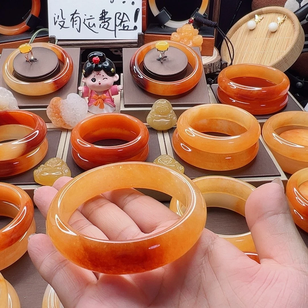 未镶嵌石英质玉（黄龙玉）手镯包容福利58.3