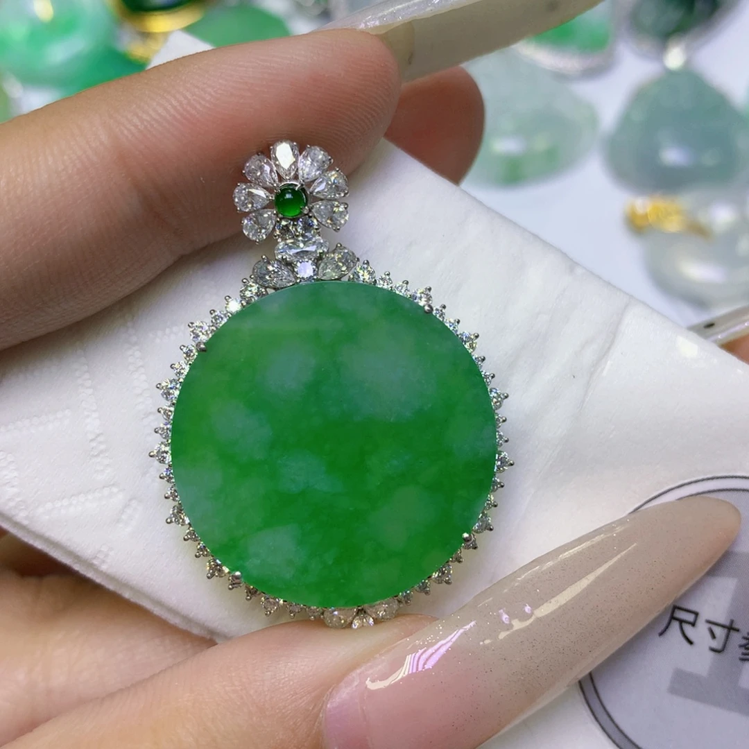 翡翠18K金镶嵌颈饰天然缅甸翡翠a货百元以上9元证书费自理