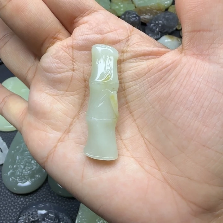 未镶嵌和田玉珠宝奇石