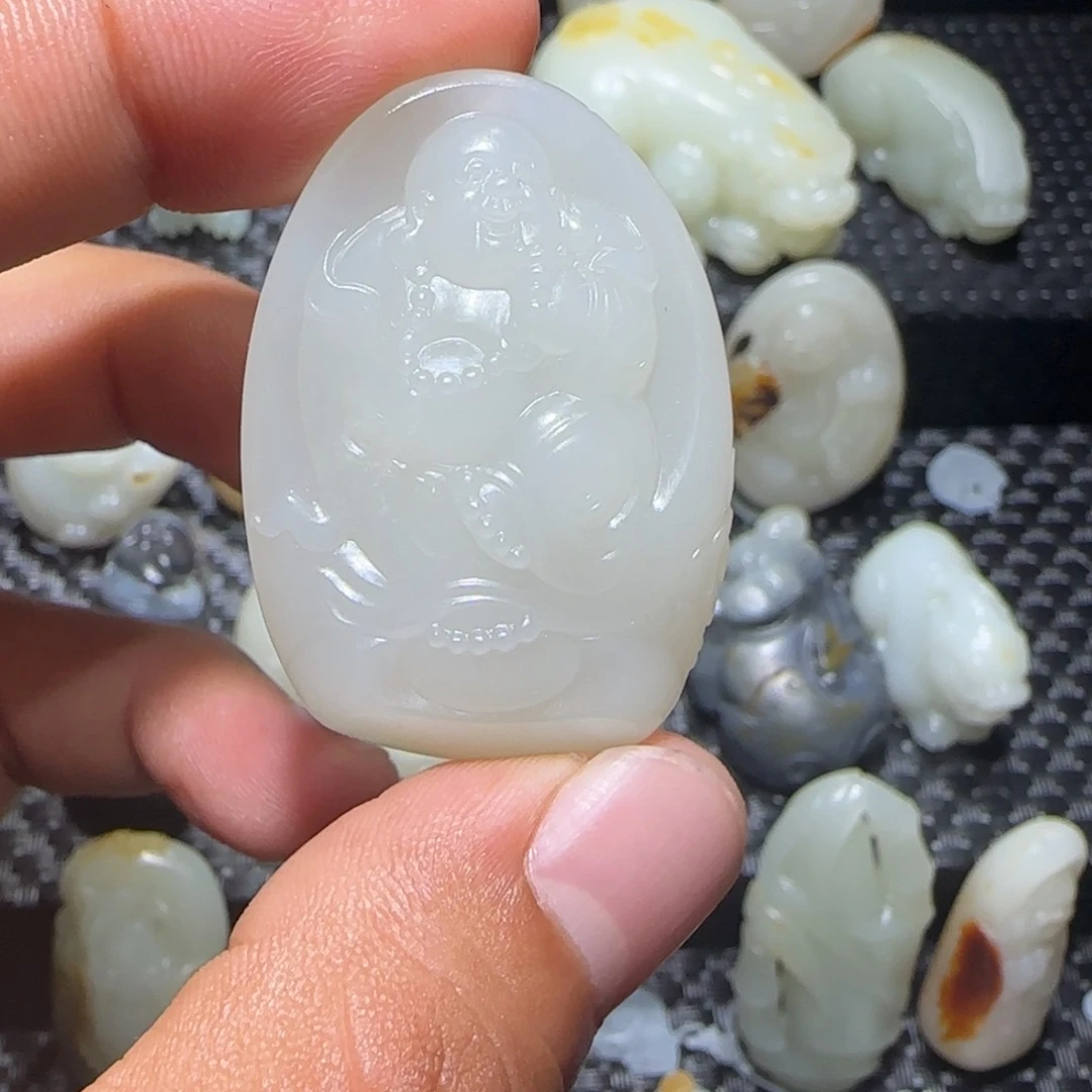 和田玉挂件未镶嵌王*