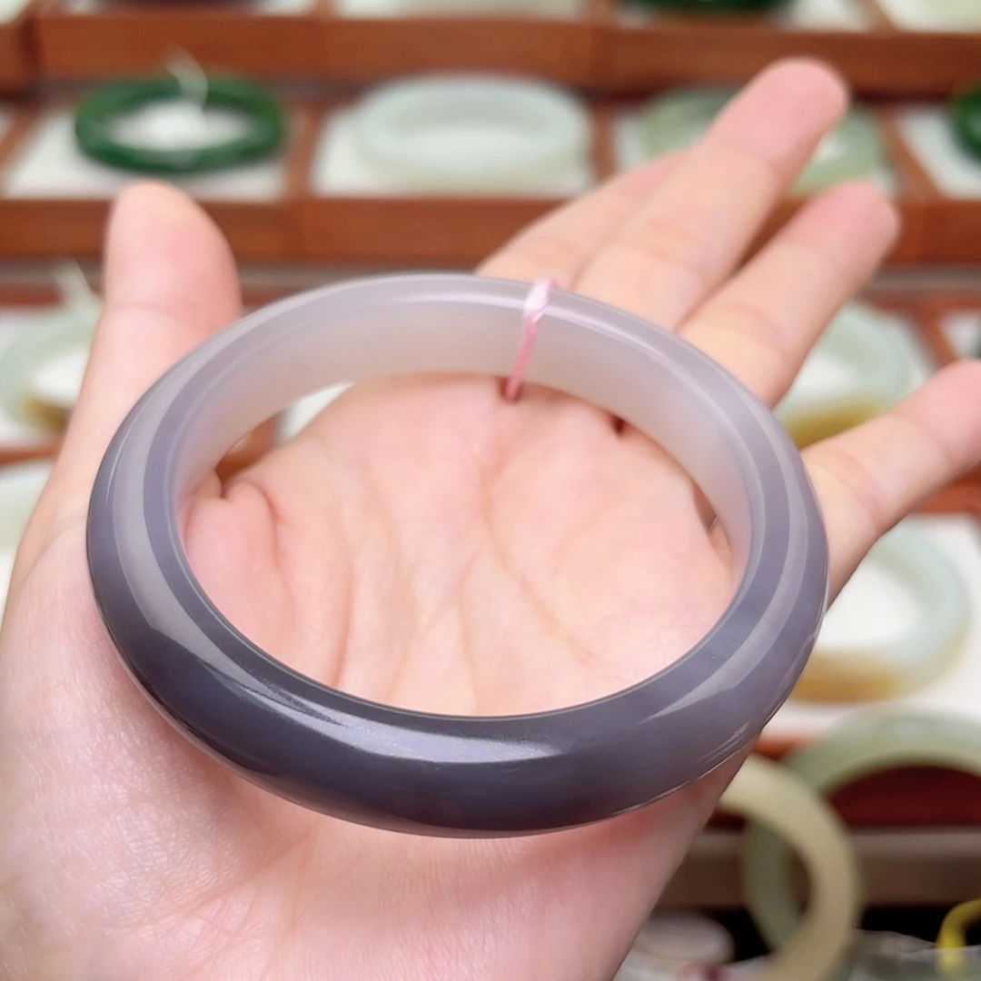 【闪购商品】未镶嵌手镯和田玉