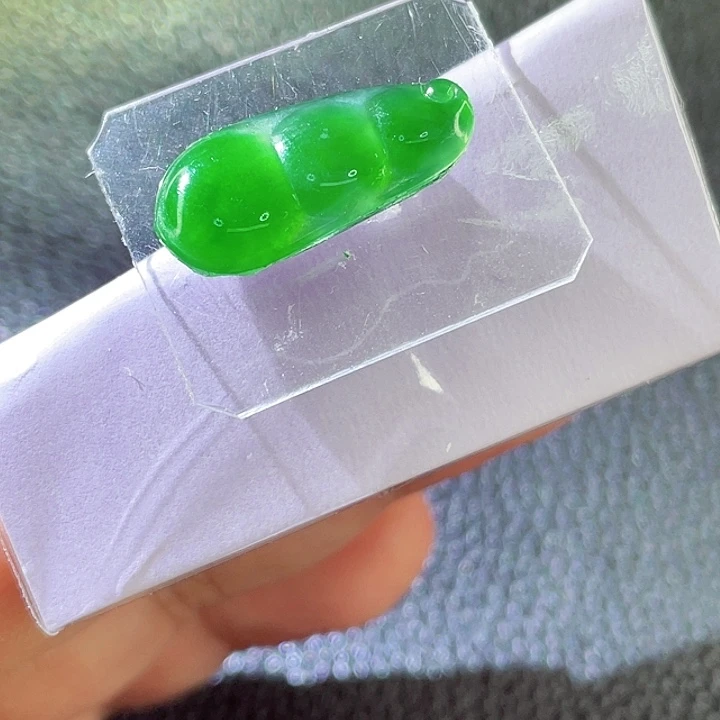未镶嵌定制翡翠翡翠