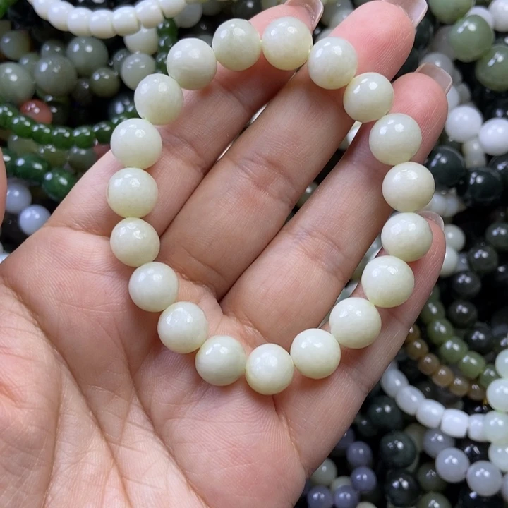 颈饰未镶嵌和田玉卡10