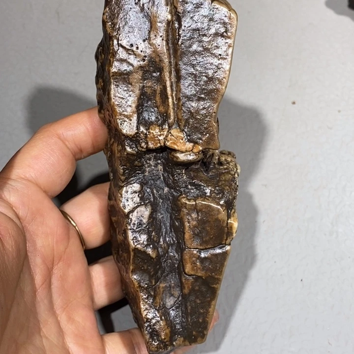 玛瑙/玉髓车挂合金