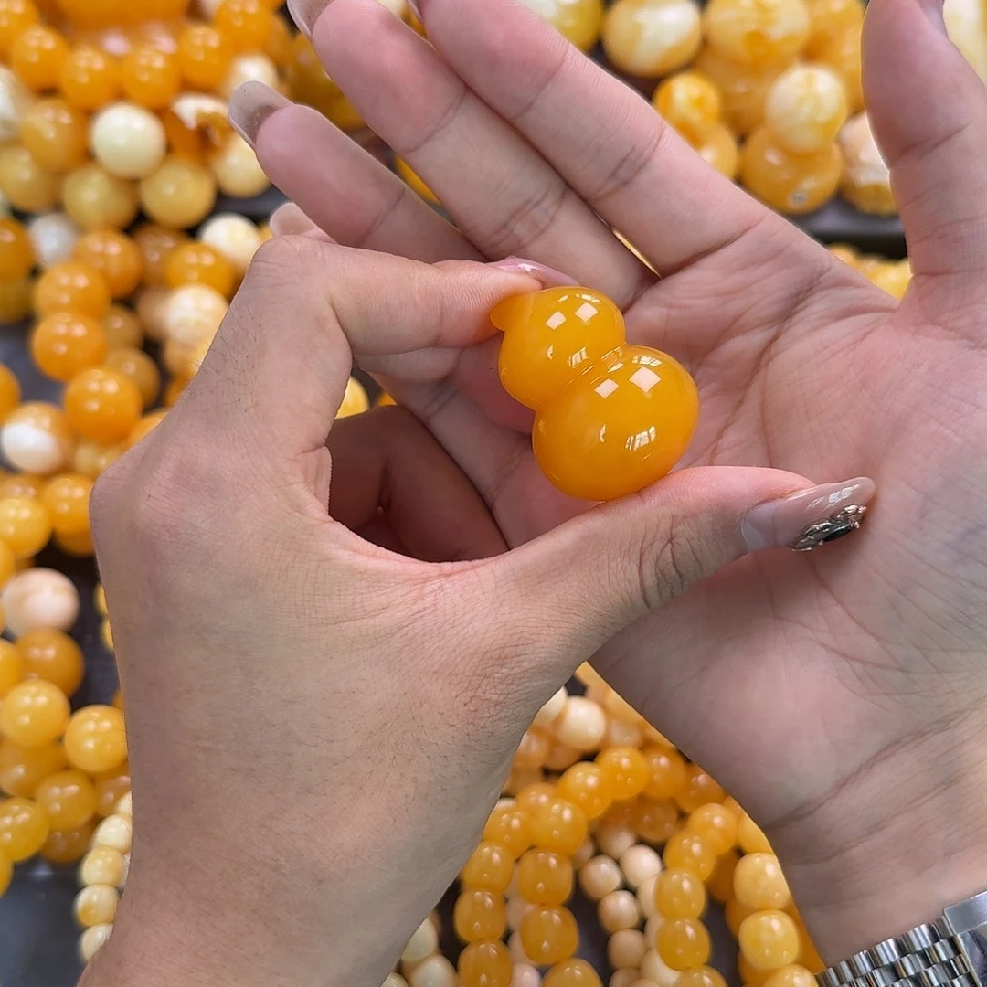 蜜蜡未镶嵌珠宝奇石17.6g