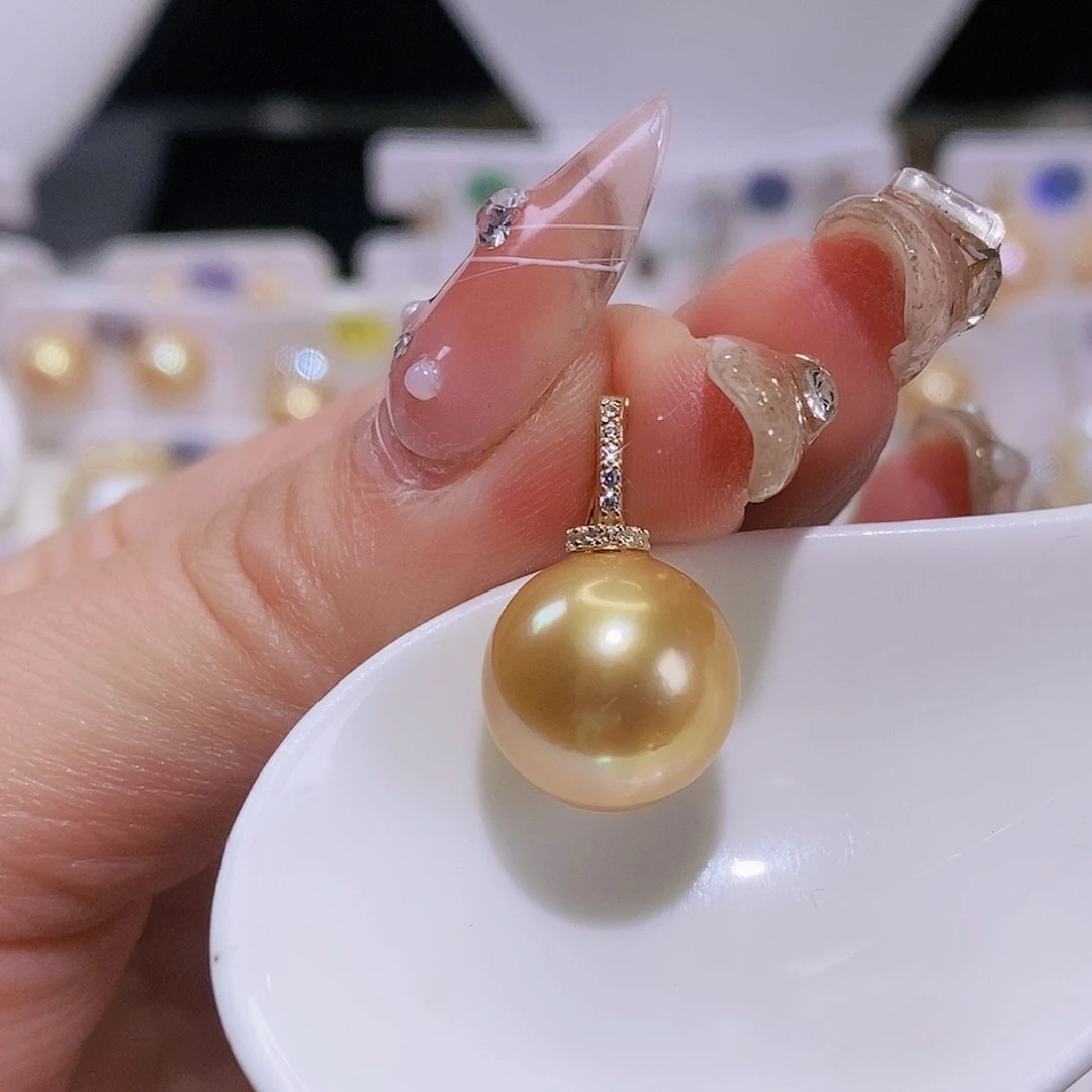 淡水珍珠颈饰银S925镶嵌斯**雅