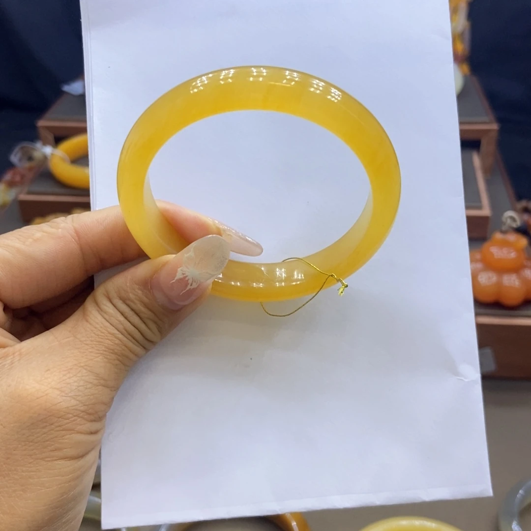 石英质玉（黄龙玉）未镶嵌手镯阳阳