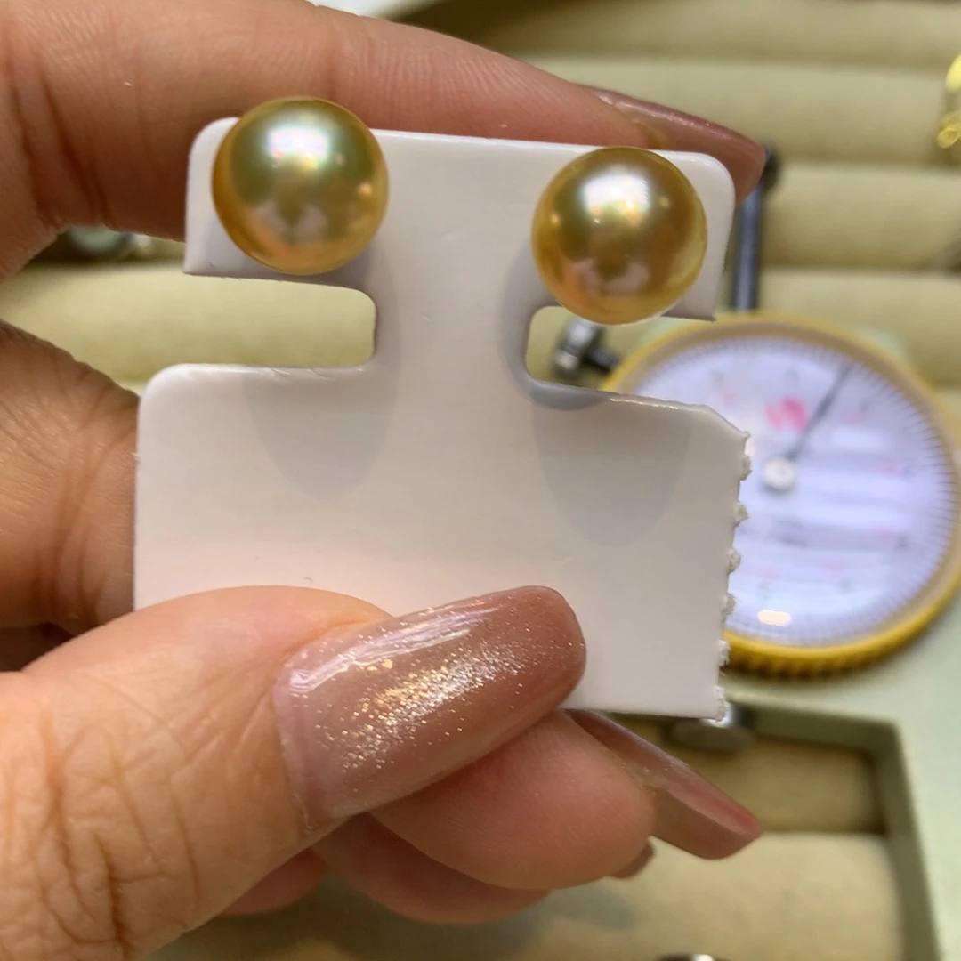 18K金镶嵌耳饰海水珍珠