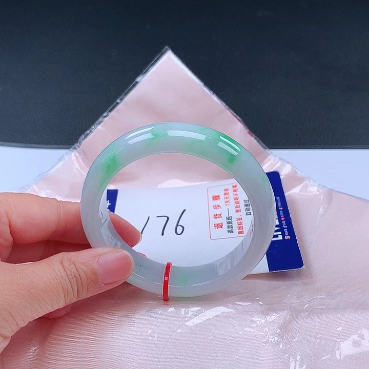翡翠手镯未镶嵌手镯001819