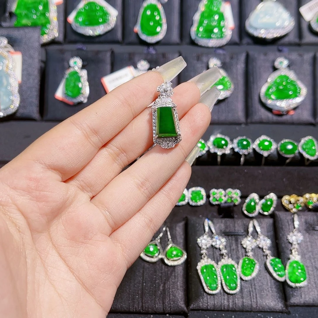 翡翠吊坠(不含链)银S925镶嵌无