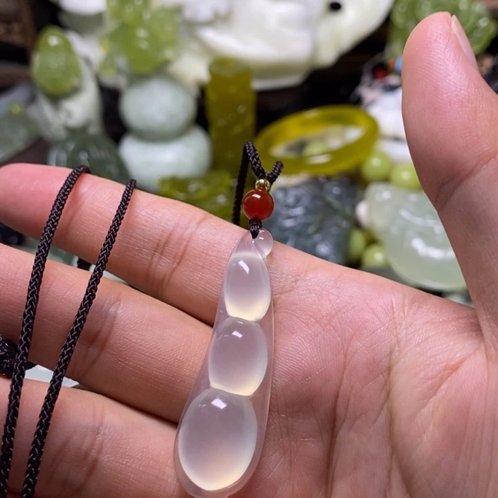 岫玉未镶嵌岫玉颈饰