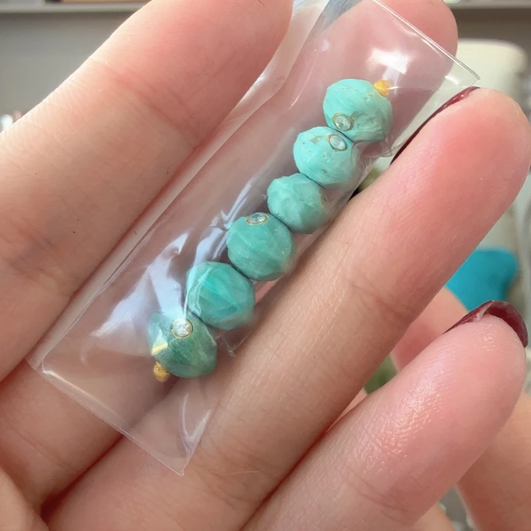 绿松石未镶嵌珠宝奇石