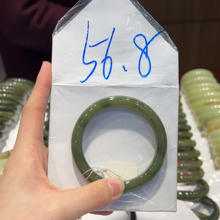 和田玉（糖玉）手镯未镶嵌