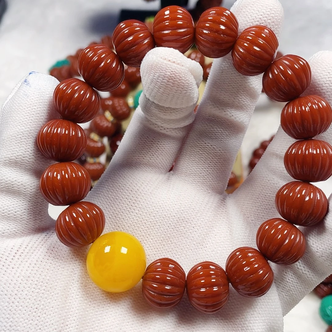 传***说吊坠猴头核桃猴头