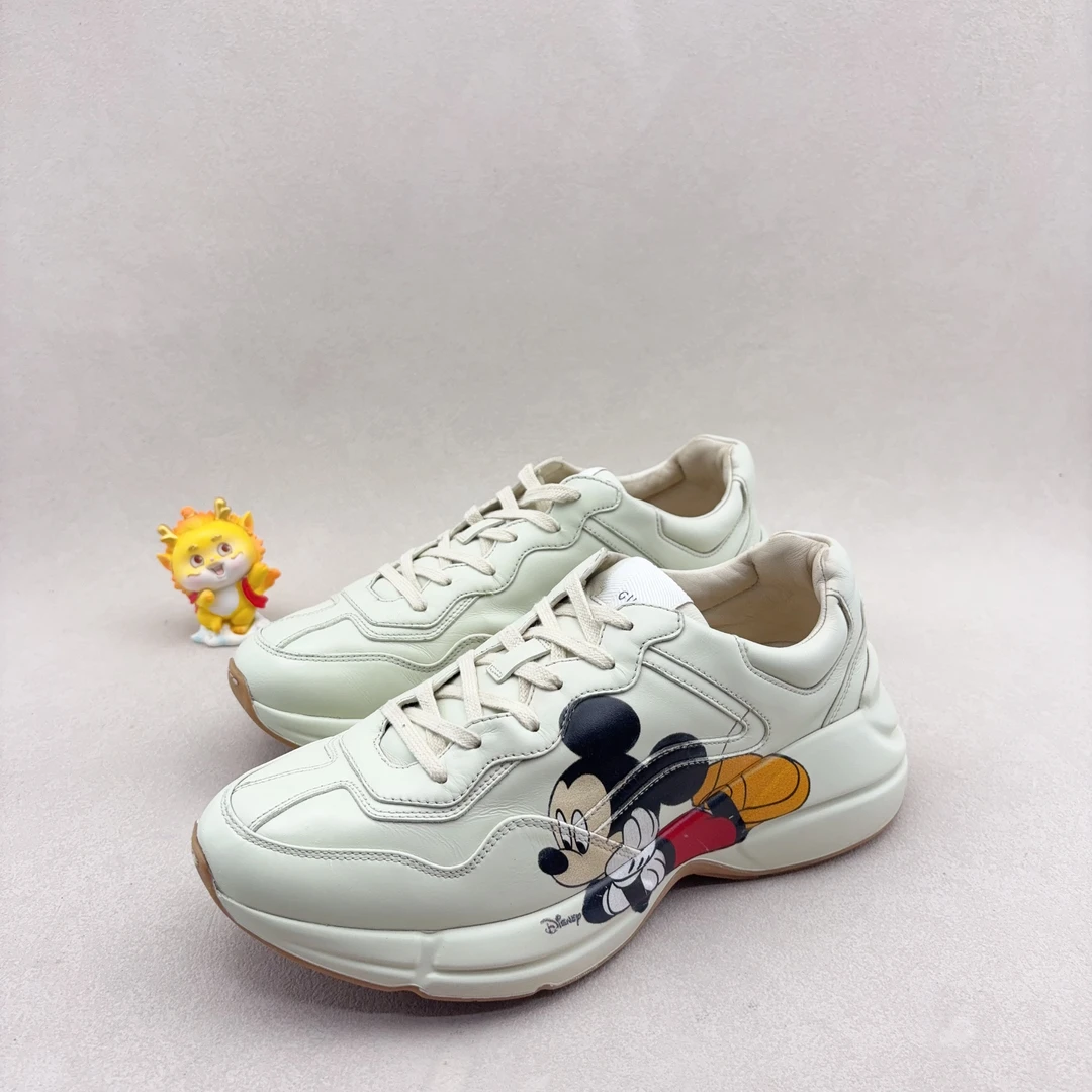 95新 GUCCI/古驰 41.5码/米老鼠联名印花 米白 时尚休闲老爹鞋L