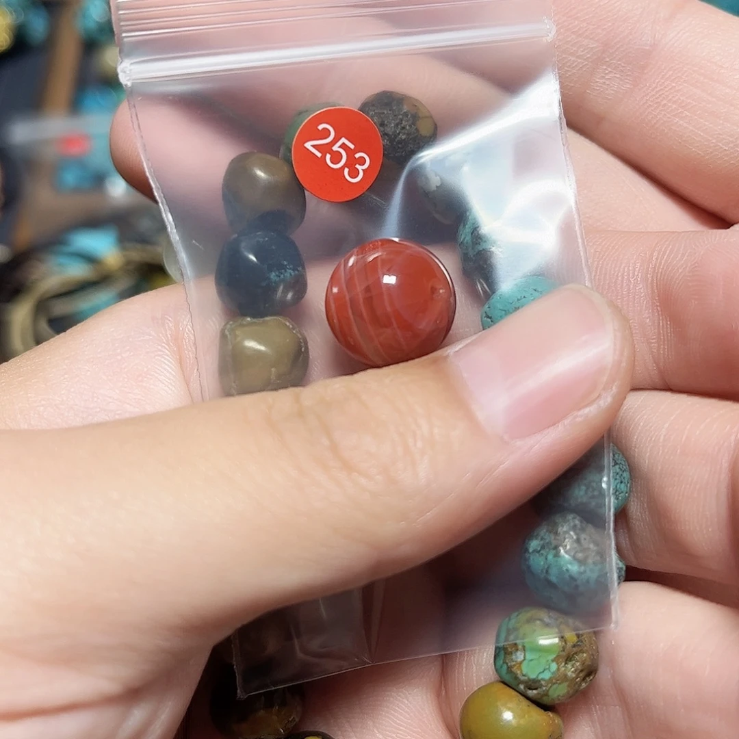 土***粉玛瑙/玉髓未镶嵌圆珠桶珠老型手串！！