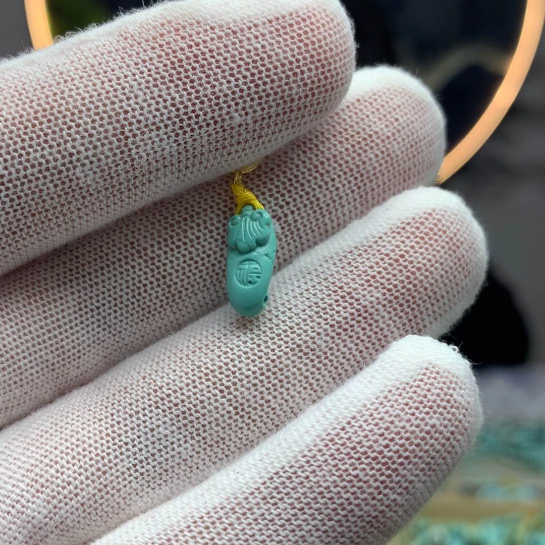 绿松石挂件未镶嵌