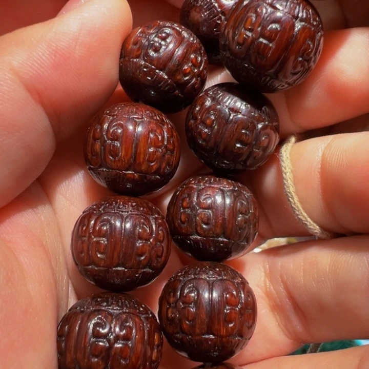 小***儿玛瑙/玉髓未镶嵌颈饰