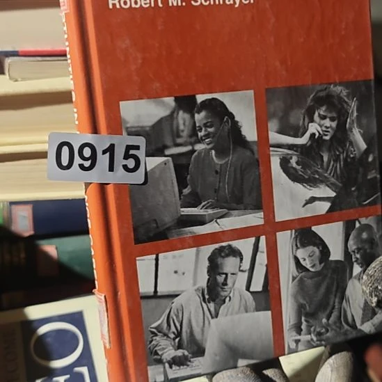 915号外文书看好品相