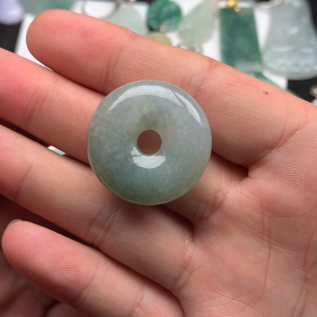 翡翠颈饰未镶嵌紫*合
