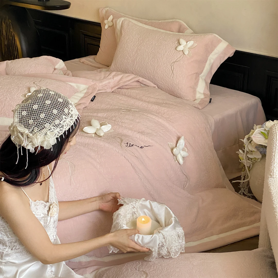 秋冬 | 高克重高定绒！【巴黎之恋】雕花精秀工艺 柔软保暖抗静电！