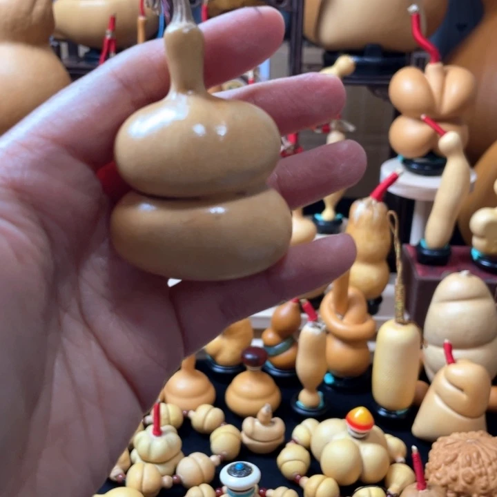 瑞***拉明天就要回家过年回家