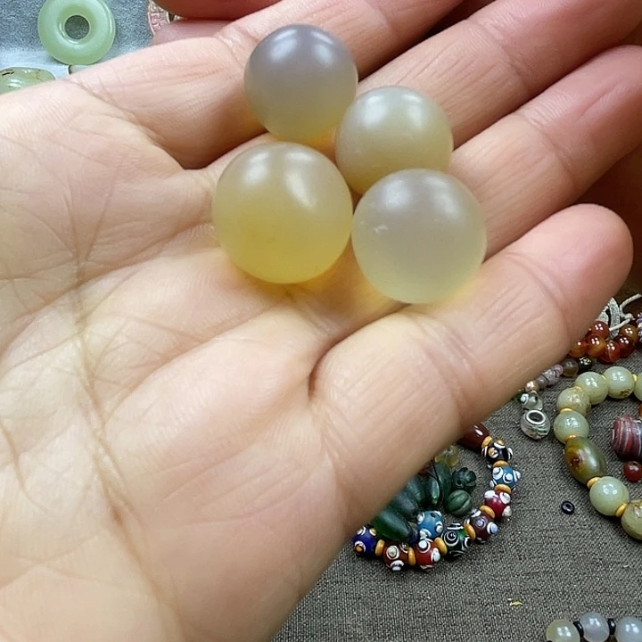 疯***子玛瑙/玉髓未镶嵌颈饰