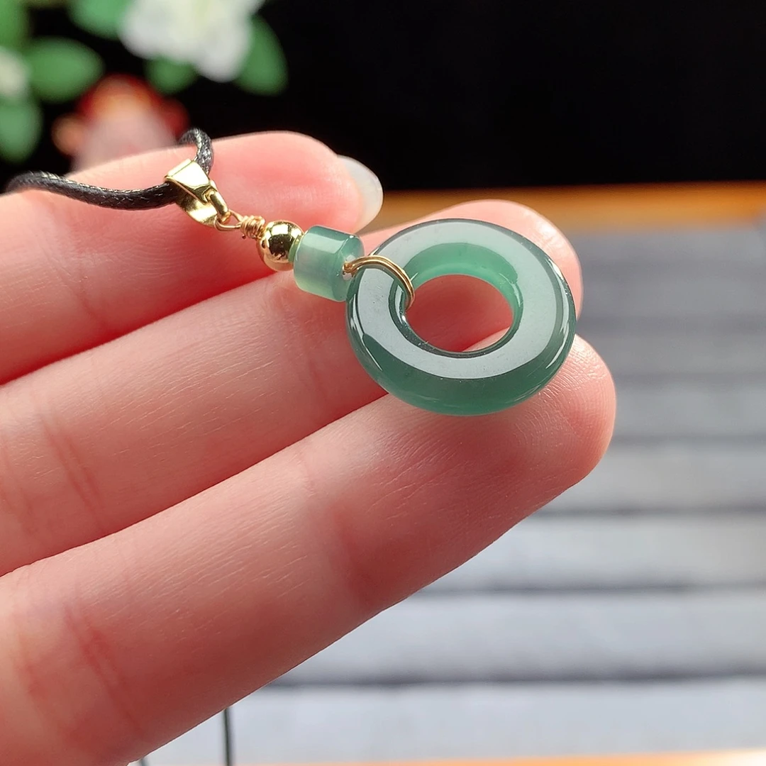 未镶嵌手镯（圆镯）翡翠