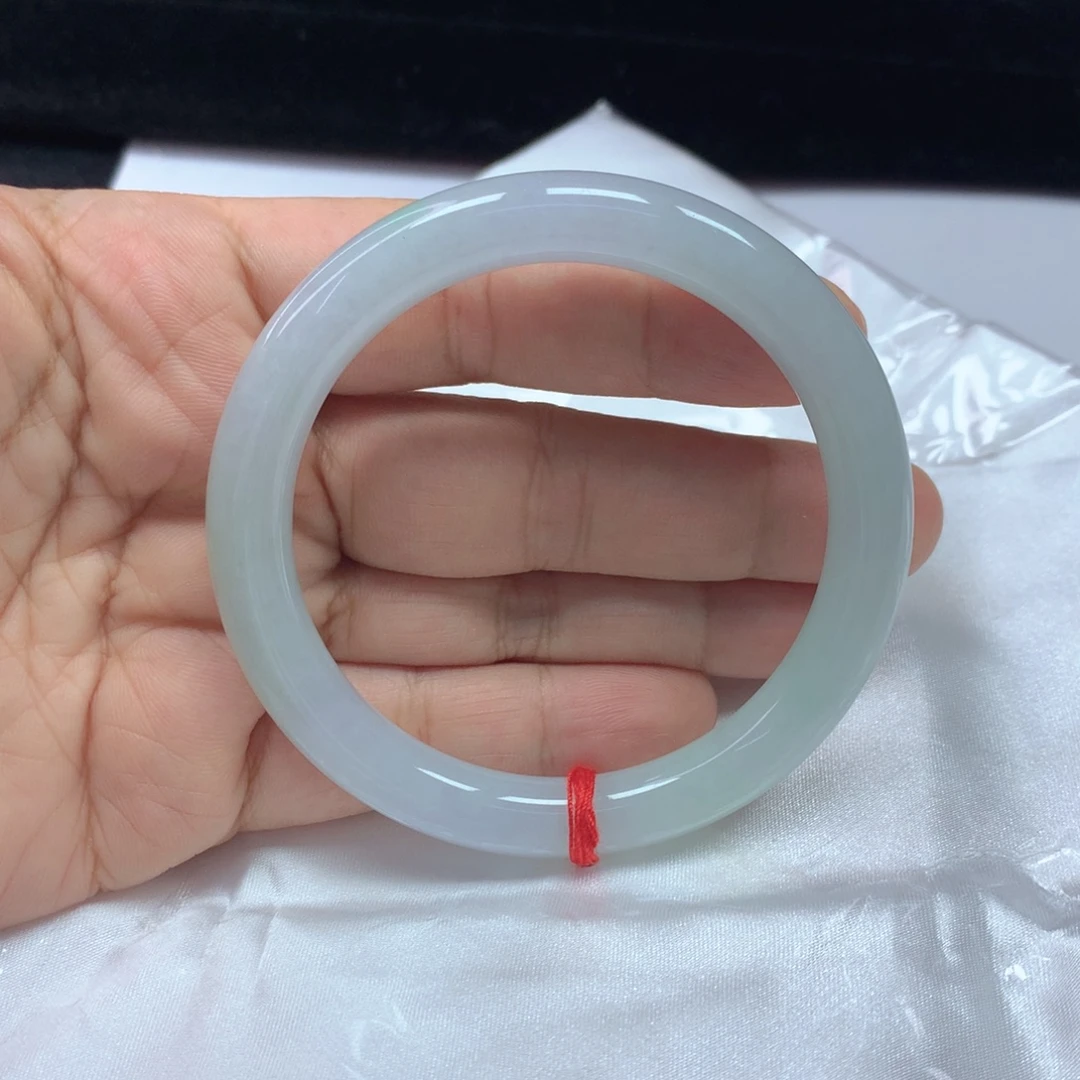 翡翠未镶嵌手镯57