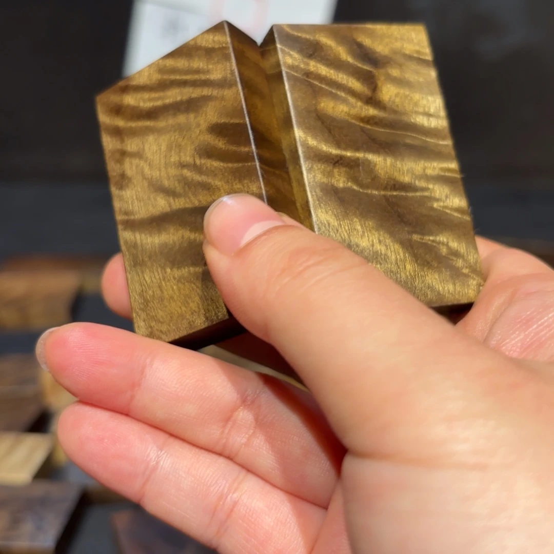 B***e金丝楠木无事牌材料