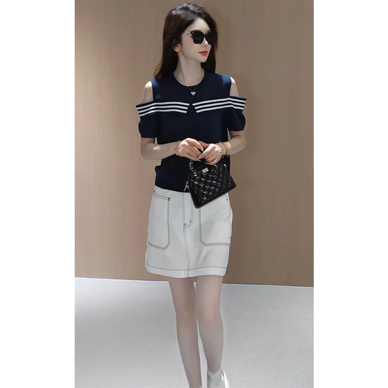 夏季韩版减龄露肩显瘦短袖上衣百搭高级感短裙子新款时尚两件套装