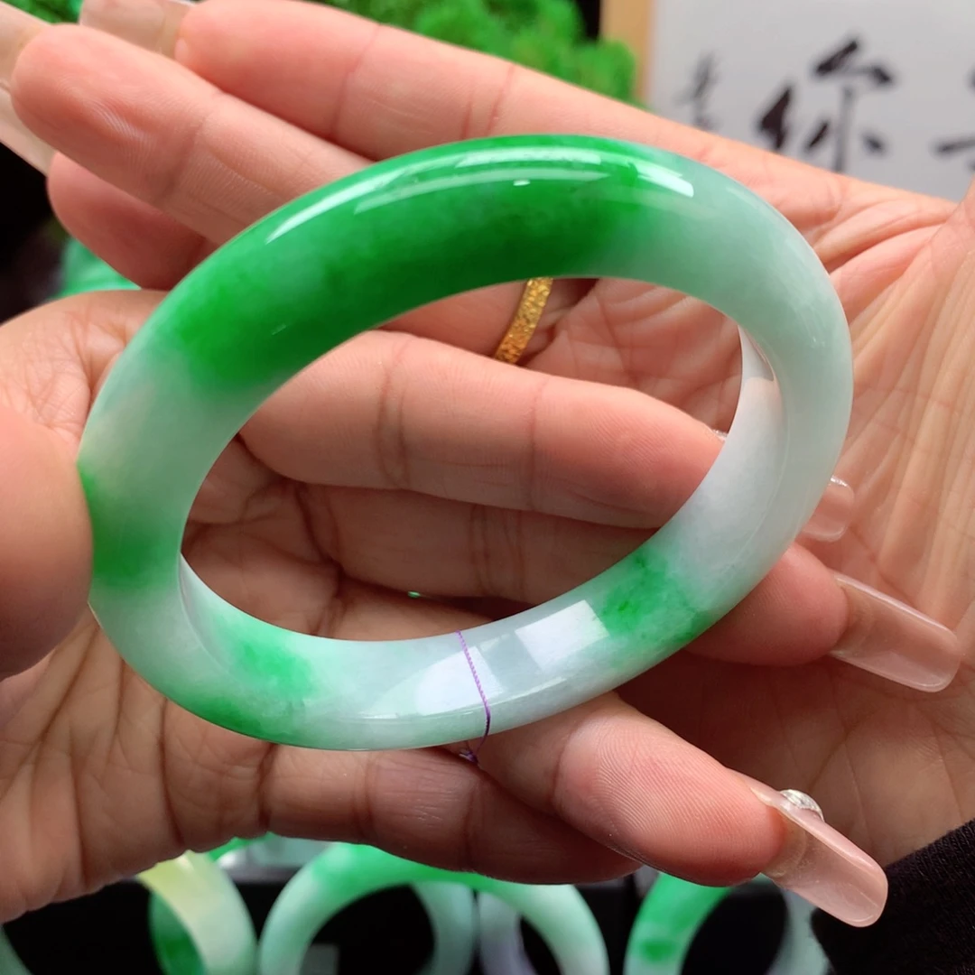 未镶嵌手镯翡翠随*缅甸