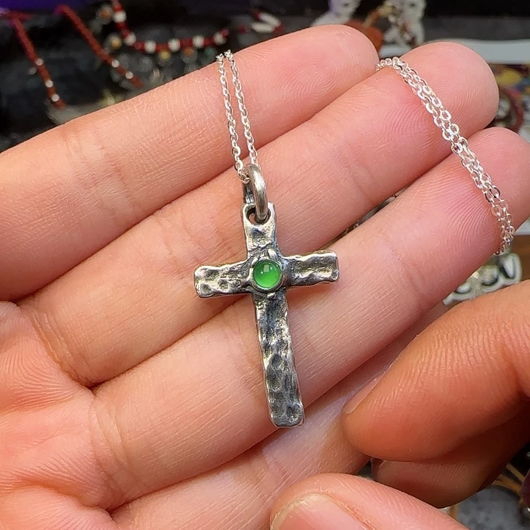 乌***吉翡翠银S925镶嵌颈饰