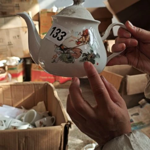 库存瓷片三打白骨精