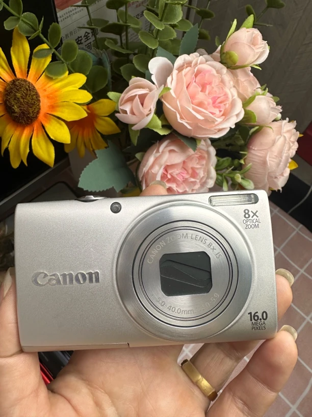 95新 Canon/佳能 佳能a4000可拍月亮 冷白皮小长焦