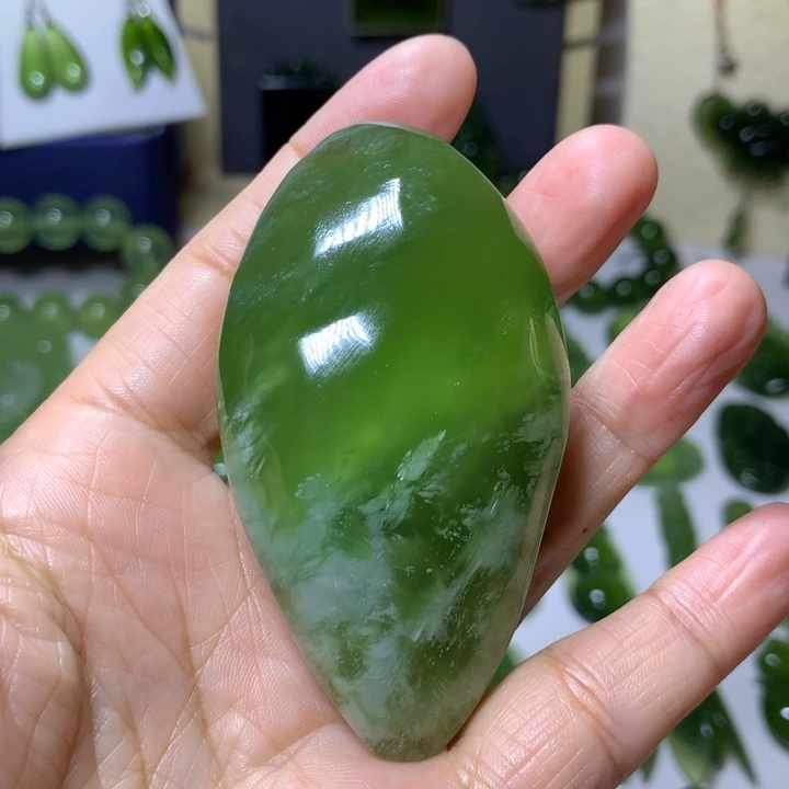 岫玉手把件未镶嵌追*风手把件