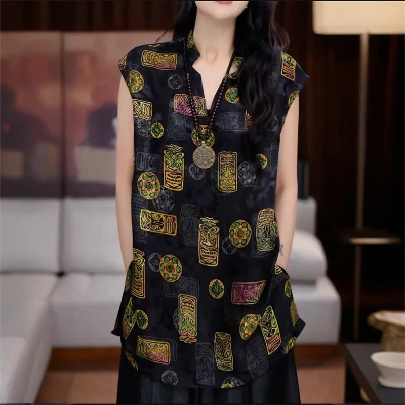 时尚减龄气质V领衬衫女2025年夏季新款韩版休闲百搭显瘦短袖衬衣