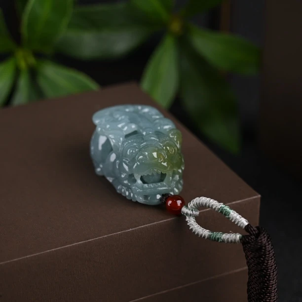 天然翡翠貔貅挂件（YP3006）