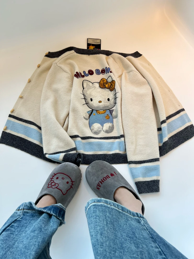 4678南油 BOHAN秀秀家喷绘闪金kitty毛衣