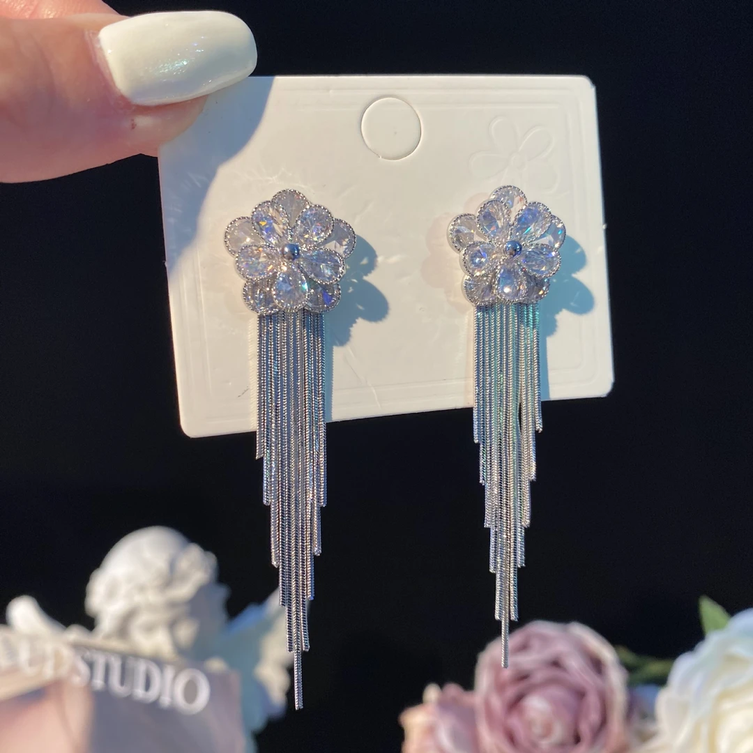 925银耳饰 925银针耳饰 梦梵超闪轻奢锆石花朵长款流苏耳环仙