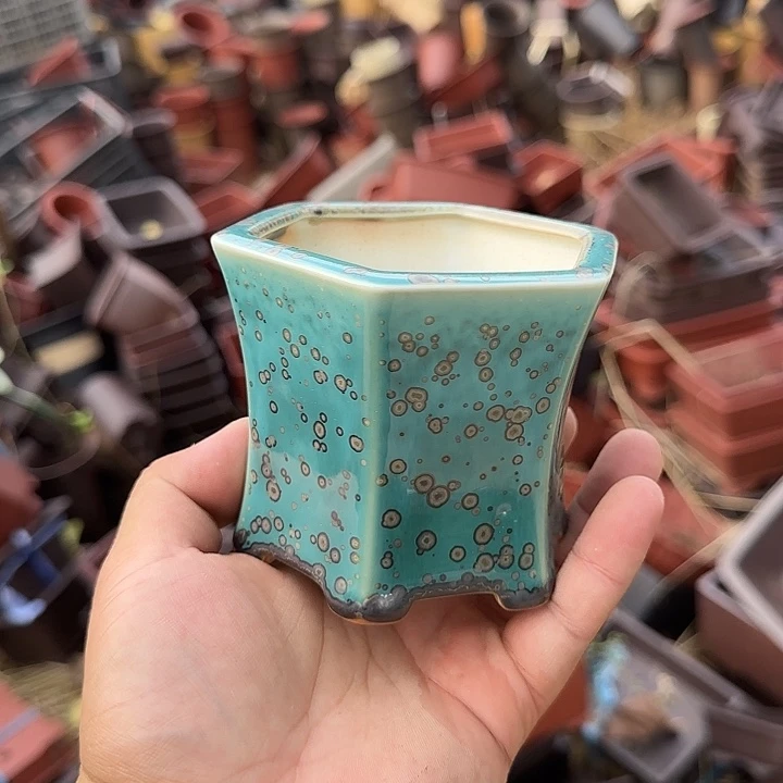 是一个集生产销售的综合企业管理
