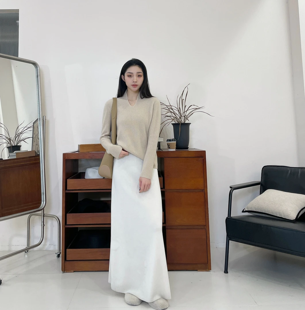 euri100山羊绒丨极简秋冬舒适保暖贴身V领羊绒衫-MY5573