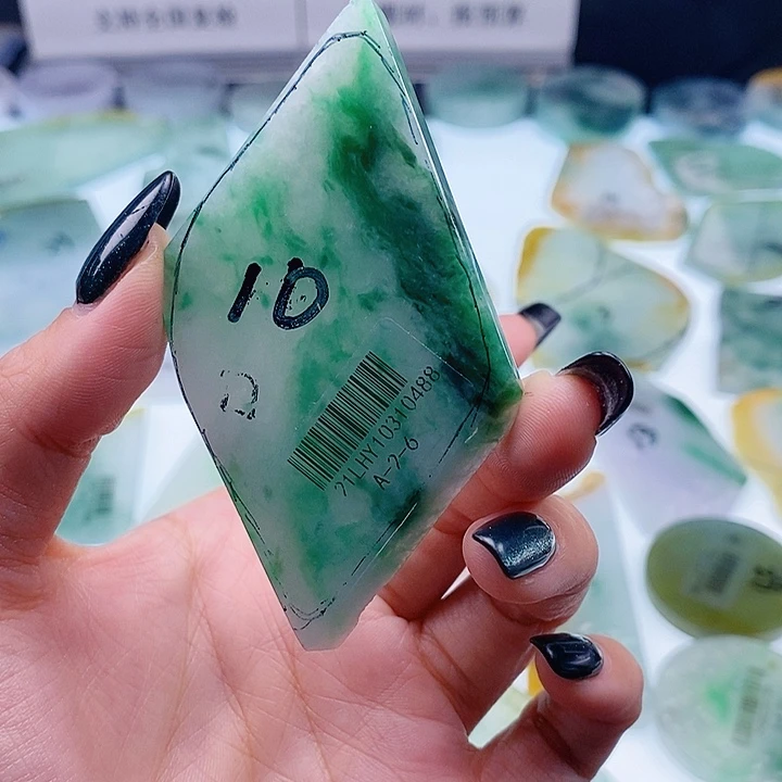 小***聊定制翡翠未镶嵌定制定制未镶嵌