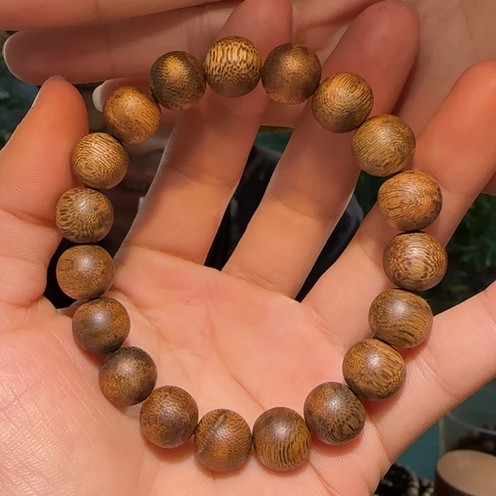 手串沉香海南老白棋1.1手串9克+